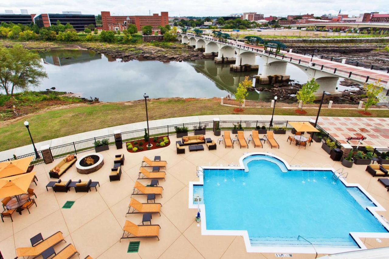 Courtyard By Marriott Columbus Феникс Сити Екстериор снимка