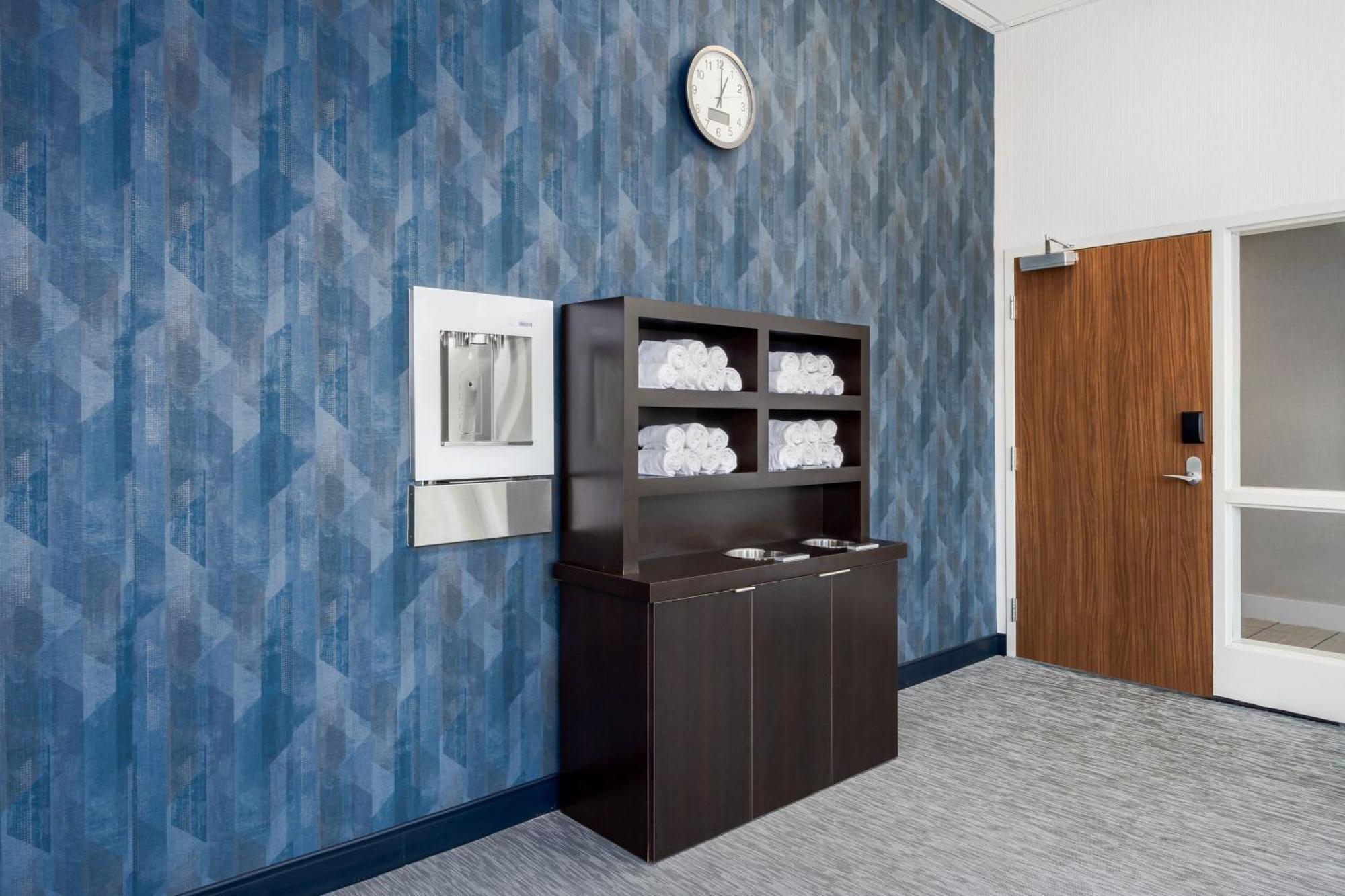 Courtyard By Marriott Columbus Феникс Сити Екстериор снимка