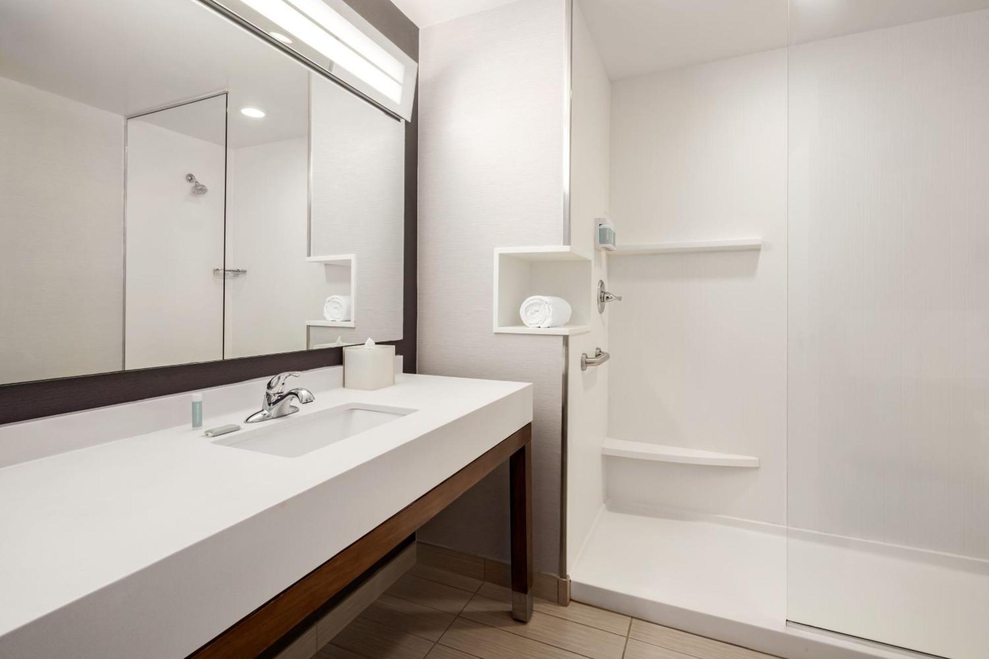 Courtyard By Marriott Columbus Феникс Сити Екстериор снимка
