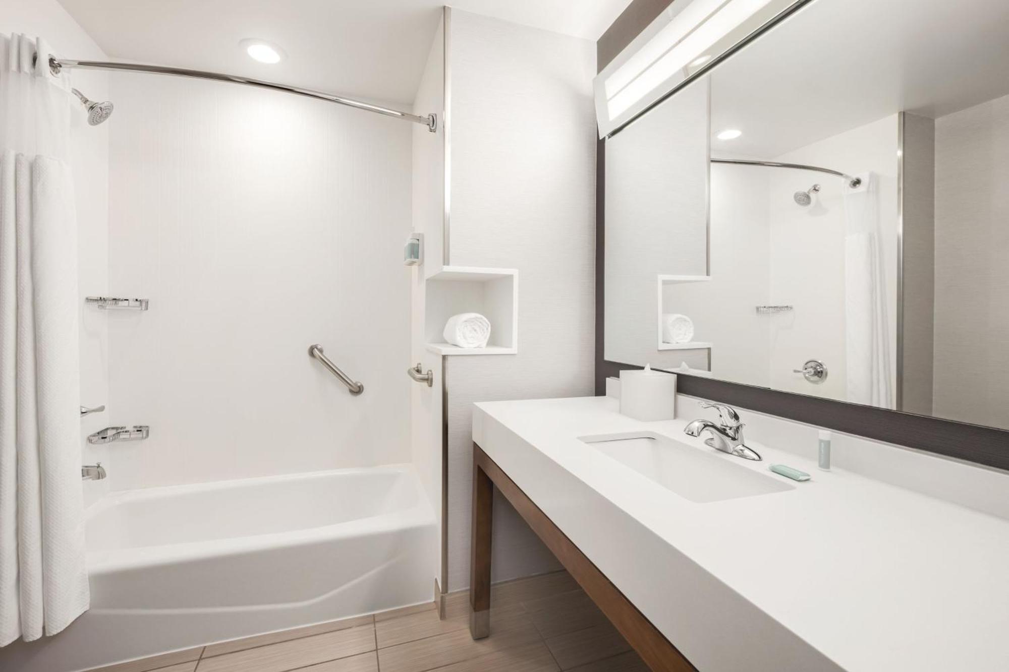 Courtyard By Marriott Columbus Феникс Сити Екстериор снимка