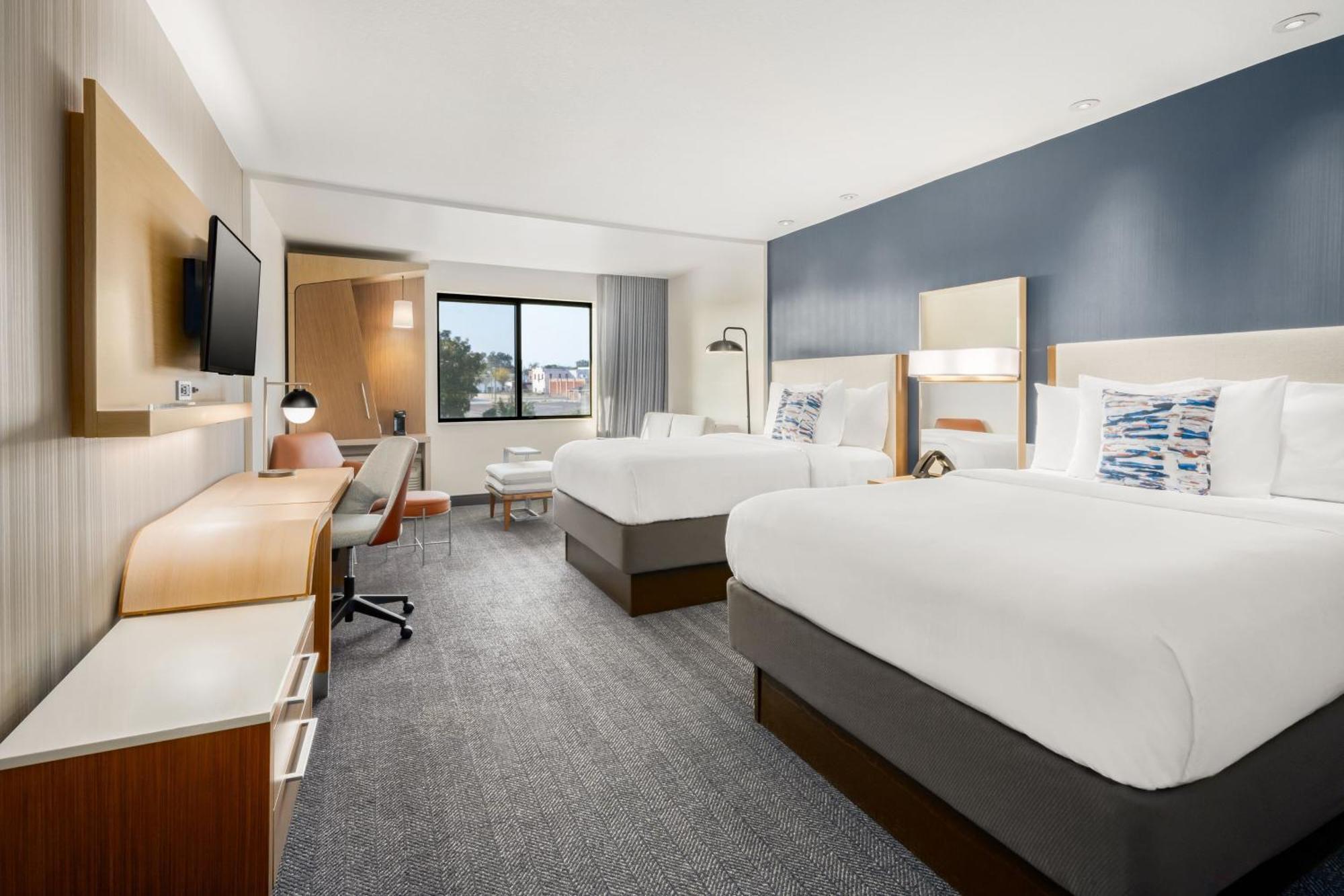 Courtyard By Marriott Columbus Феникс Сити Екстериор снимка