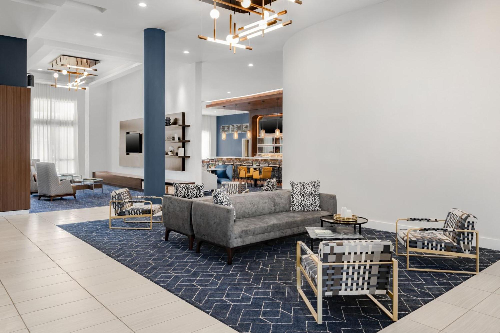 Courtyard By Marriott Columbus Феникс Сити Екстериор снимка